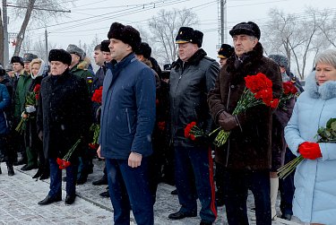 Слава защитникам Отечества!